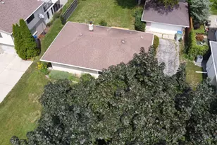 3412 W Wanda Ave, Milwaukee, WI 53221 - Photo 11