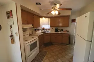 3412 W Wanda Ave, Milwaukee, WI 53221 - Photo 15