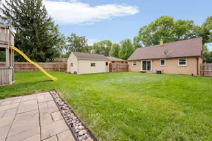 2916 S 104th St, West Allis, WI 53227 - Photo 23