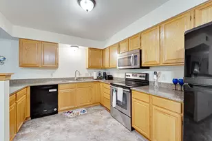 1926 Parknoll Ln, Port Washington, WI 53074 - Photo 9