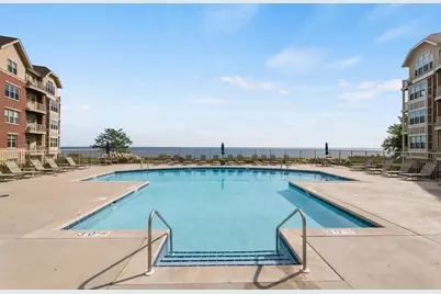 4120 S Lake Dr, Saint Francis, WI 53235 - Photo 13