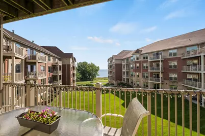 4120 S Lake Dr, Saint Francis, WI 53235 - Photo 11