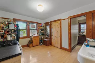 2718 S Lenox St, Milwaukee, WI 53207 - Photo 7