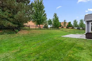 453 Western Ct, West Bend, WI 53095 - Photo 49