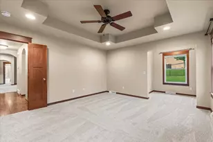 453 Western Ct, West Bend, WI 53095 - Photo 19