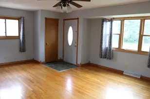 N94W16478 Cumberland Rd, Menomonee Falls, WI 53051 - Photo 5