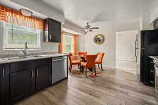 10105 W Terra Ave, Milwaukee, WI 53224 - Photo 7