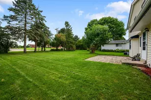 10105 W Terra Ave, Milwaukee, WI 53224 - Photo 17