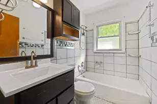 5070 N 20th St, Milwaukee, WI 53209 - Photo 9