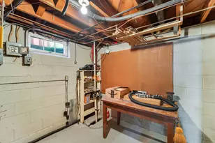 5751 N Dexter Ave, Glendale, WI 53209 - Photo 17
