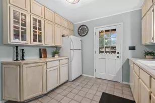 2526 S 70th St, Milwaukee, WI 53219 - Photo 7