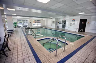 1660 N Prospect Ave, Milwaukee, WI 53202 - Photo 37