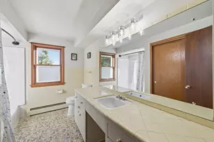 409 Parkway Dr, South Milwaukee, WI 53172 - Photo 13