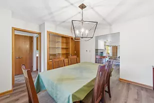 409 Parkway Dr, South Milwaukee, WI 53172 - Photo 7