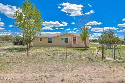 25375 N Ironwood Drive, Paulden, AZ 86334 - Photo 1