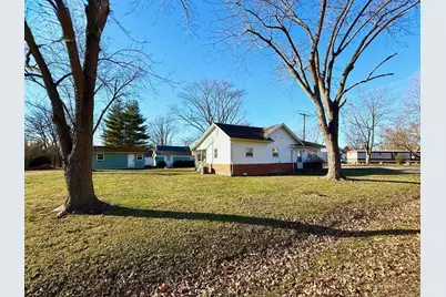 107 W Main Street, Earlville, IL 62932 - Photo 1