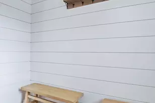 501 S 3rd St, Colona, IL 61241 - Photo 5