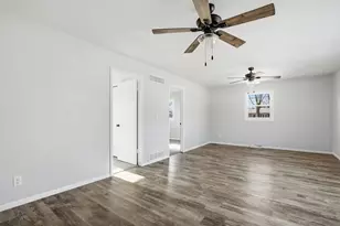 501 S 3rd St, Colona, IL 61241 - Photo 15