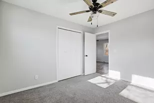 501 S 3rd St, Colona, IL 61241 - Photo 21