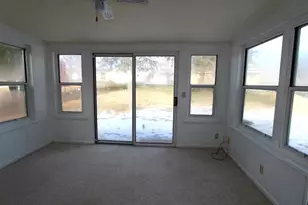 1720 E Lawn Dr, Savanna, IL 61074 - Photo 13