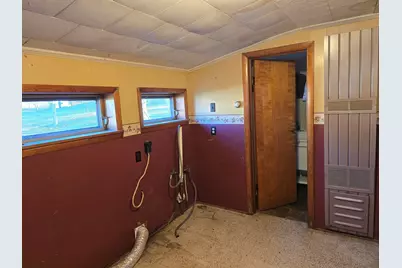 550 Old Broughton Road, Eldorado, IL 62930 - Photo 17