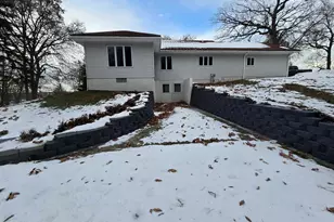 12719 Garden Plain Rd, Morrison, IL 61270 - Photo 11