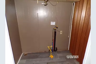 16713 10th Avenue, Carbon Cliff, IL 61239 - Photo 15