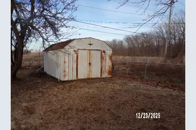 16713 10th Avenue, Carbon Cliff, IL 61239 - Photo 13