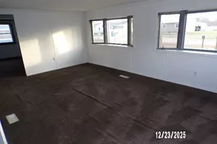 16713 10th Ave, Carbon Cliff, IL 61239 - Photo 11