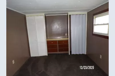 16713 10th Avenue, Carbon Cliff, IL 61239 - Photo 9