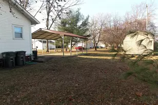 109 S Broadway St, Hoffman, IL 62250 - Photo 27