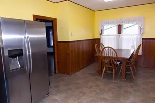 109 S Broadway St, Hoffman, IL 62250 - Photo 7