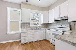 1169 23rd St, Moline, IL 61265 - Photo 11
