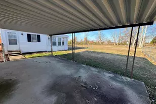 409 W 9th St, Sandoval, IL 62882 - Photo 29