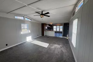 409 W 9th St, Sandoval, IL 62882 - Photo 11