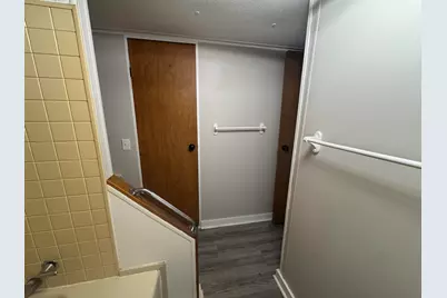 409 W 9th Street, Sandoval, IL 62882 - Photo 17