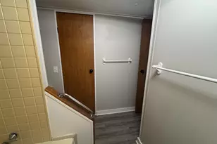 409 W 9th St, Sandoval, IL 62882 - Photo 17