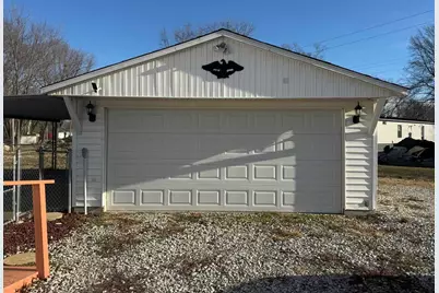 409 W 9th Street, Sandoval, IL 62882 - Photo 25