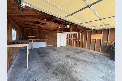 409 W 9th Street, Sandoval, IL 62882 - Photo 27