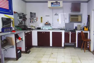 832 W Raymond Street W, Harrisburg, IL 62946 - Photo 31