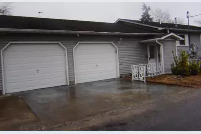 832 W Raymond Street W, Harrisburg, IL 62946 - Photo 3