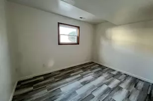 217 W 17th Ave, Milan, IL 61264 - Photo 15