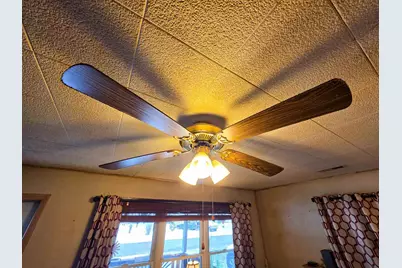 105 S Watkins Street E #0, Cisne, IL 62823 - Photo 5