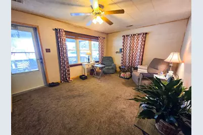 105 S Watkins Street E #0, Cisne, IL 62823 - Photo 9