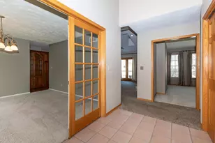 720 Hickory Dr, Geneseo, IL 61254 - Photo 9