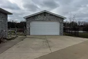 5942 E Houston Rd, Chicago, IL 62898 - Photo 7