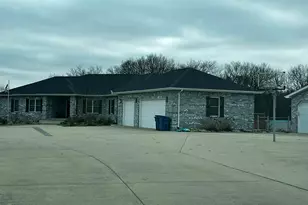 5942 E Houston Rd, Chicago, IL 62898 - Photo 3