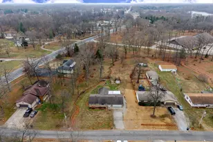 105 Hickory Grove Rd, Salem, IL 62881 - Photo 37