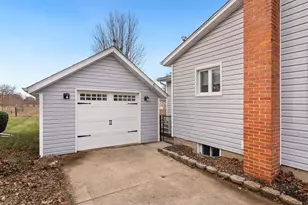 139 N Stewart St St, Geneseo, IL 61254 - Photo 19