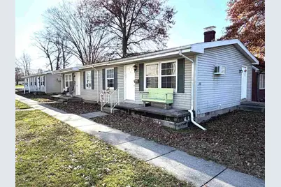 331 W Main Street, Olney, IL 62450 - Photo 1